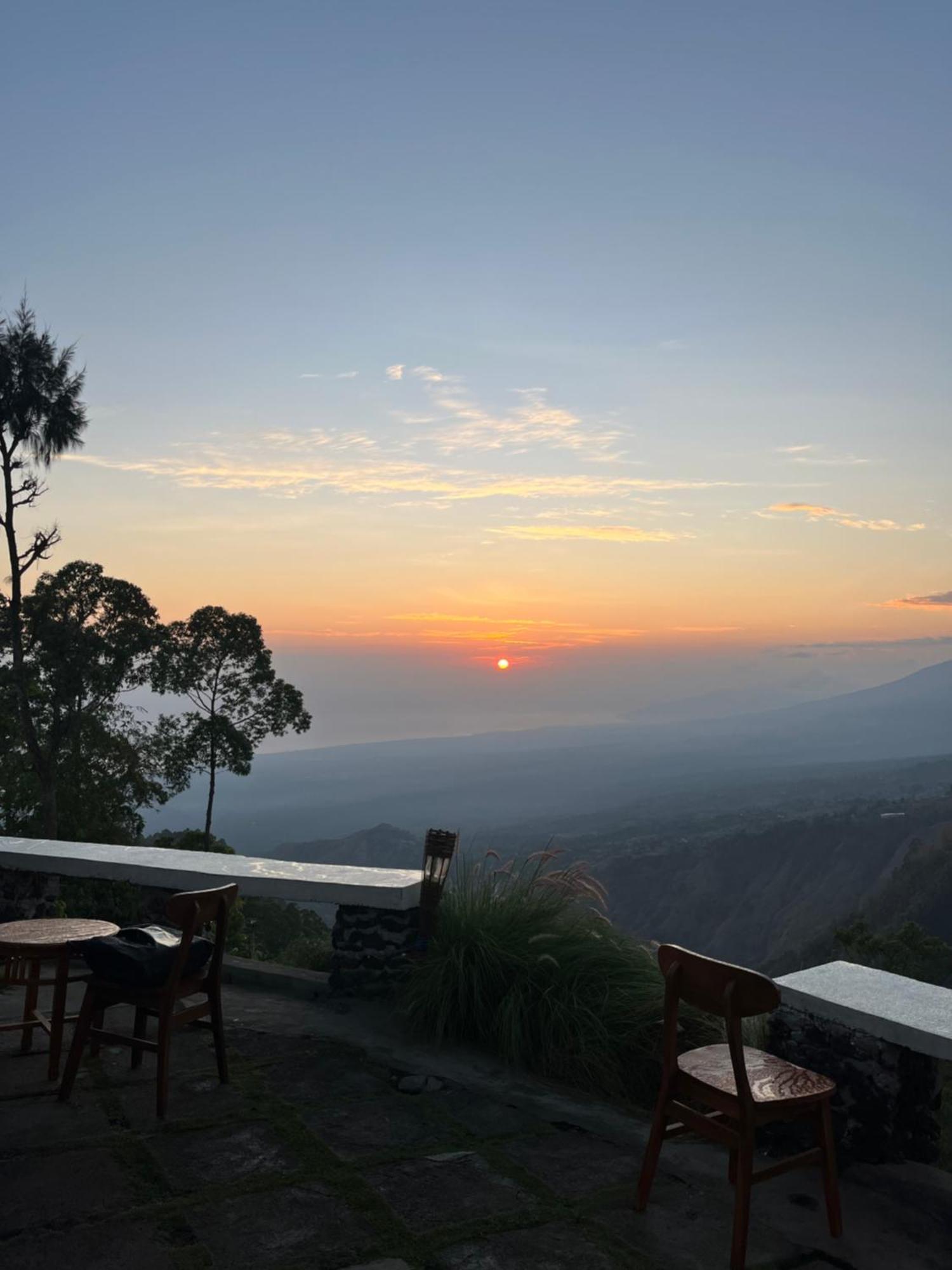 Hotel Sunrise Camp à Kintamani Extérieur photo